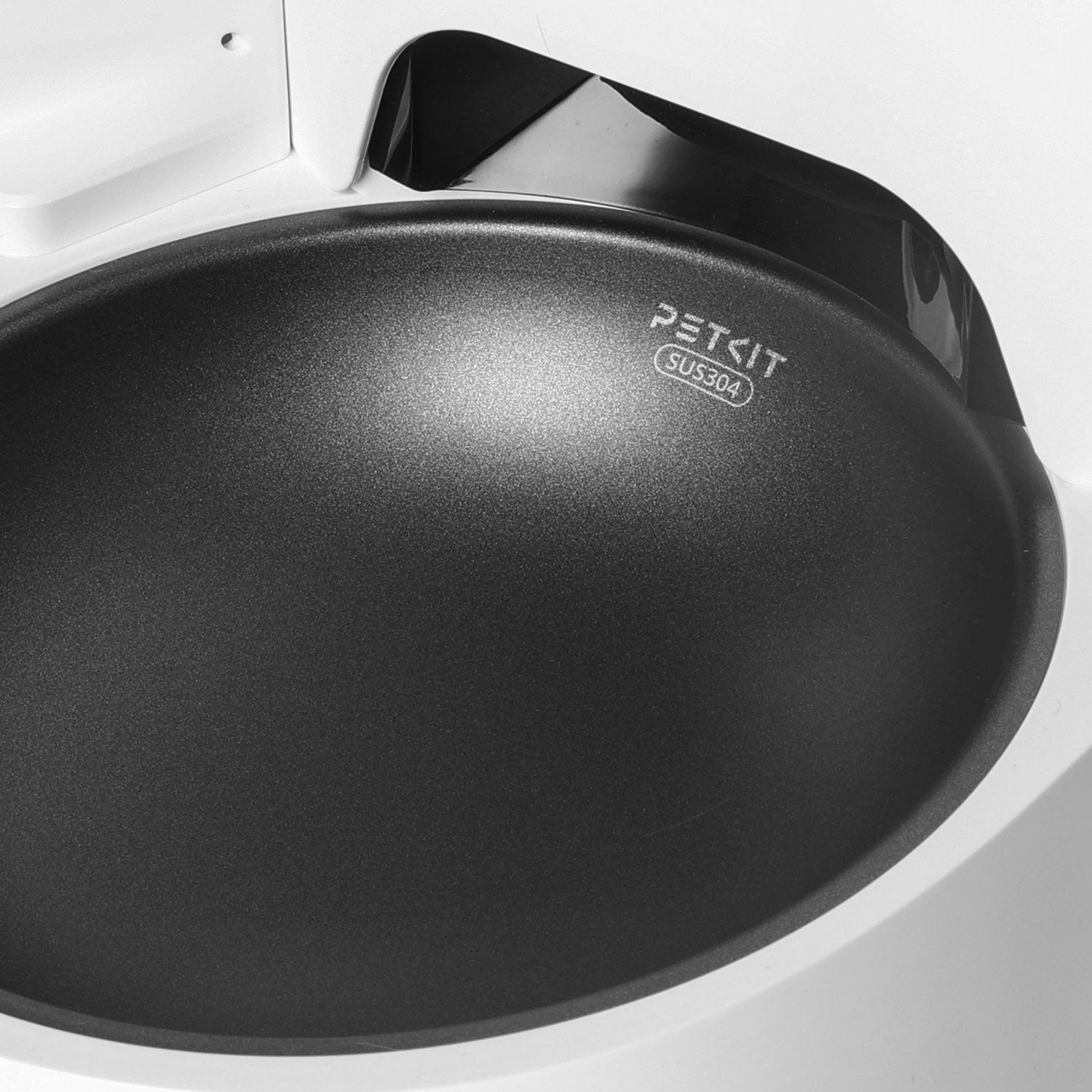 PETKIT YumShare Solo with camera automatic cat feeder comes with 304 stainless steel bowl with non-stick coating